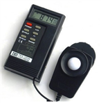 臺灣泰仕TES-1330A，照度計，數字照度計TES1330A